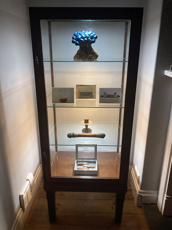 Vitrine: Mark Grote: 'Life Changing'